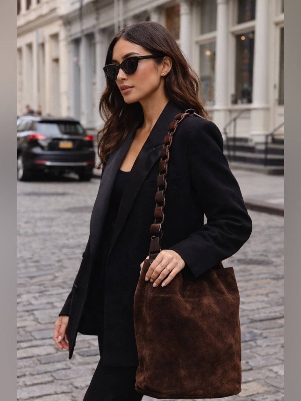 Gucci TomFord Era BrownSuede Bucket Shoulder Bag Chunky Link Strap Authenticated